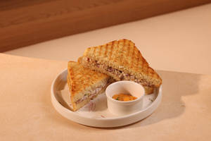 Pulled Chicken Sandwich