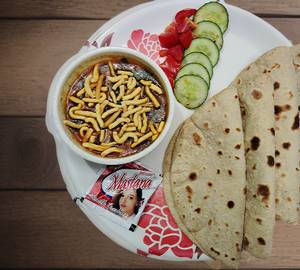 Sev tamatar and [4 tava roti]