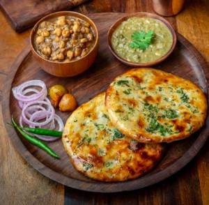 2pc Amiritsarinaam With Chole         