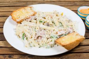 Pasta In White Sauce With Bacon