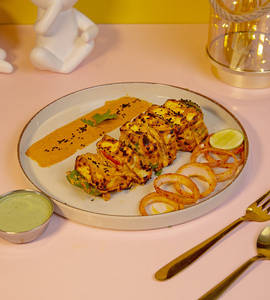 Achari Paneer Tikka