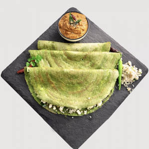 Onion Rawa Paneer Masala Dosa