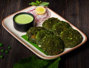 Palak Aur Hare Muttar Ki Tikki