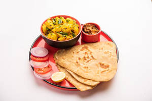Paratha with seasonal sabzi [lunch]