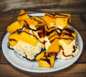 Pineapple Sundae