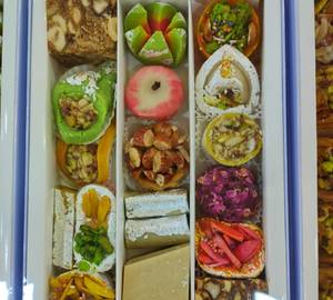 Spl Kaju Dryfruit Assorted Sweets Mix