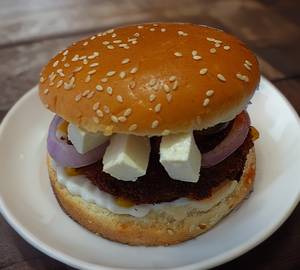Royal Paneer Grilled Burger