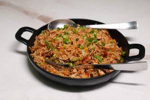 Schezwan Chicken Fried Rice