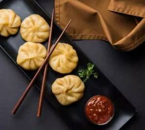 Paneer Atta Steamed Momo