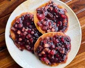 Seasonal Fruit & Berry Pancake