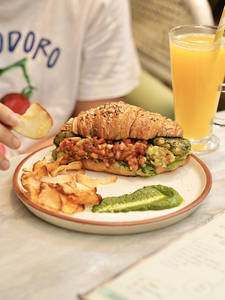 Santa Fe Croissant Sandwich