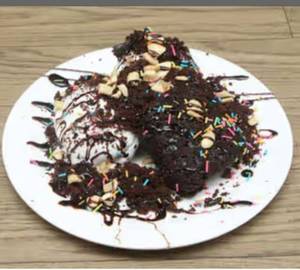 Brownie Sundae