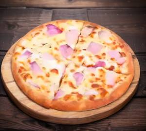 Onion pizza 7 inch