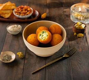 Chicken Cheese Balls ( 6 Pcs )