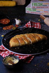 Mutton Keema Stuffed Garlic Bread