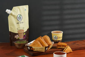 Ginger Chai (2 Cups) & Bread Pakoda