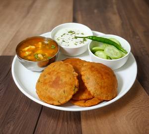 Kuttu ki poori with aloo sabzi