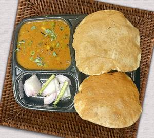 Aloo  (6 Puri)