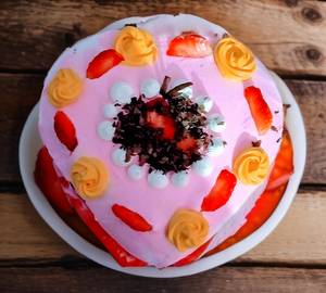 Fresh fruit cake