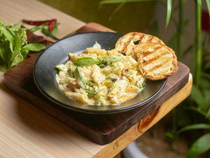 Veggies Alfredo Penne Pasta