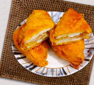 Paneer Bread Pakoda [1 Piece]