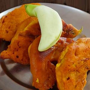 Bok phool pakoda [8 pieces]