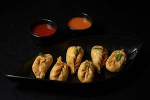 Chicken Shezwan Fried Momo