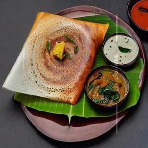 Mysore Rava Plain Dosa