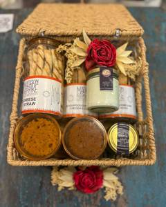 Assorted Savory Box Gift Hamper