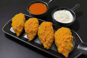 Chicken Cheese Kurkure Peri Peri Momos (6Pcs)