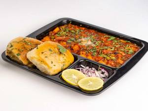 Khada Cheese Pav Bhaji
