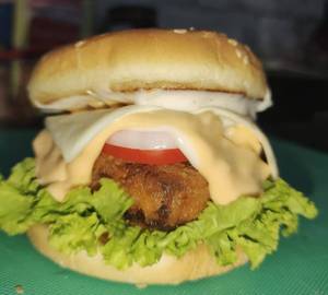 Paneer Cheese Burger