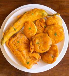Mixed Mini Bajji (20 Bites)