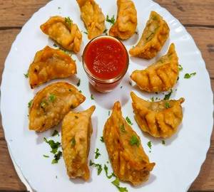 Chicken fried momo [8 pieces]