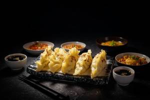 Chicken Peri Peri Steamed Momo