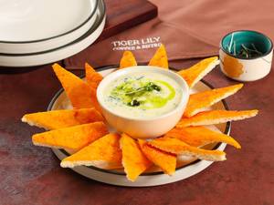 Spinach Cheese Dip Pita Chips