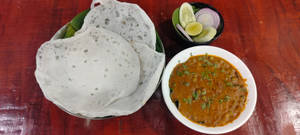 Appam With Green Piece Curry And Salad Combo