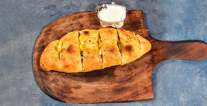 Paneer garlic bread