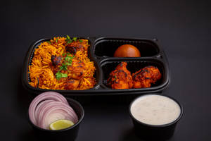 Chicken Tikka Biryani (650 Ml) + 2 Pcs Chicken Tikka+ 1 Gulab Jamun