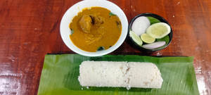 Puttu With Chicken Curry And Salad Combo