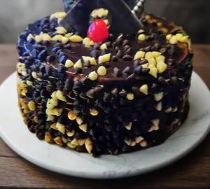 Chocolate Crunch Cake [500 Gm]