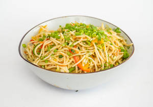 Veg Hakka Noodles