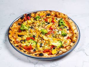 Market Vegetables & Red Cheddar Melt Pizza