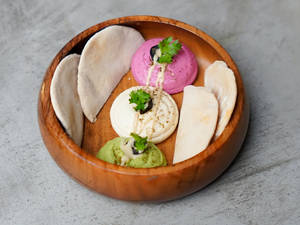 Mediterranean Pita Platter