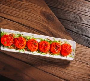 Veg Schezwan Momos [6 Pieces]