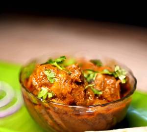 Combo of one grilled chicken masala roll andone paneer masala roll