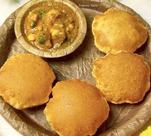 (4Pc) Ajwain poori with Aloo Sabzi