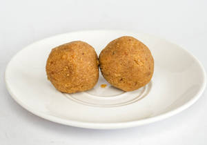 Churma Laddu [2 Pieces]