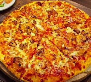 Tandoori chicken pizza