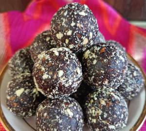 Chocolate Hazelnut Dates Laddu 200 Gm ( Sugar Free & Vegan )